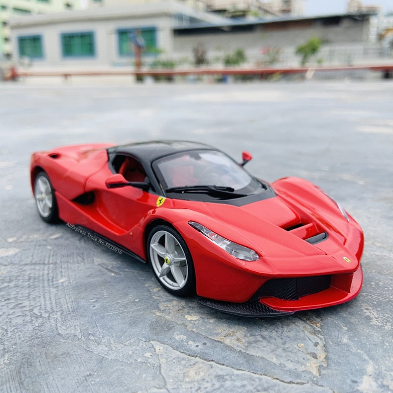 Car Model 1:24 LA Ferrari